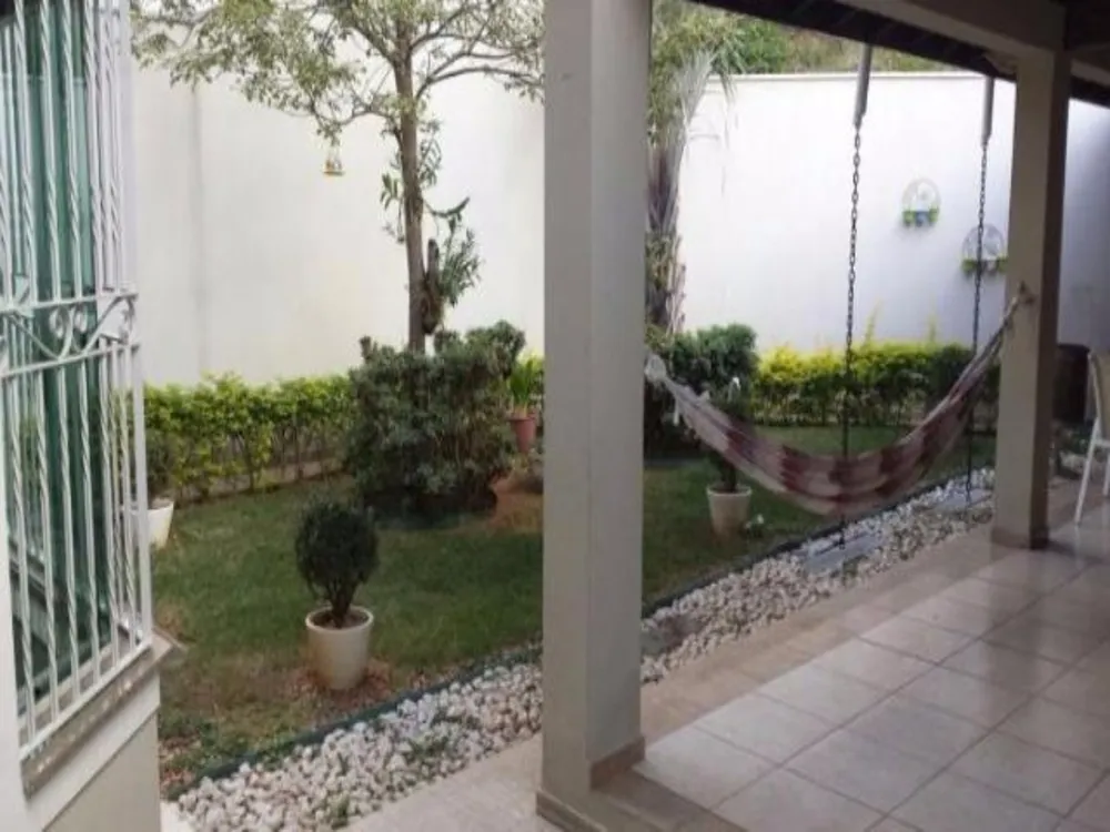 Sobrado, 4 quartos, 300 m² - Foto 1
