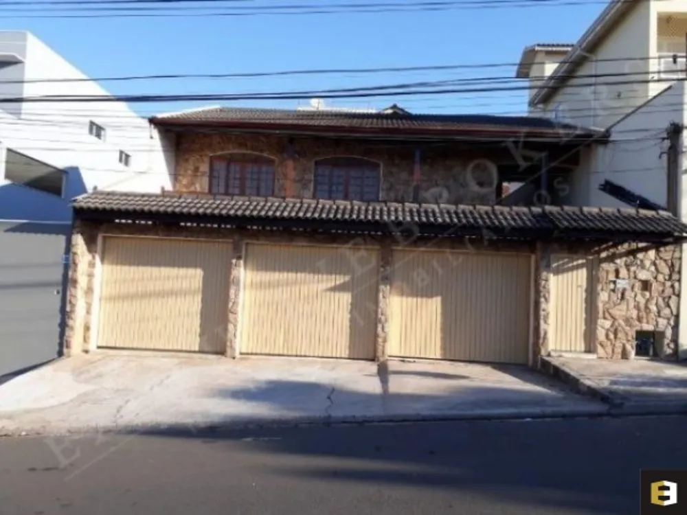 Sobrado, 3 quartos, 249 m² - Foto 1