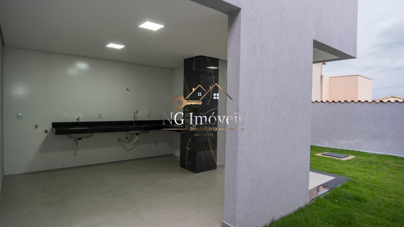 Casa à venda com 3 quartos, 67m² - Foto 4