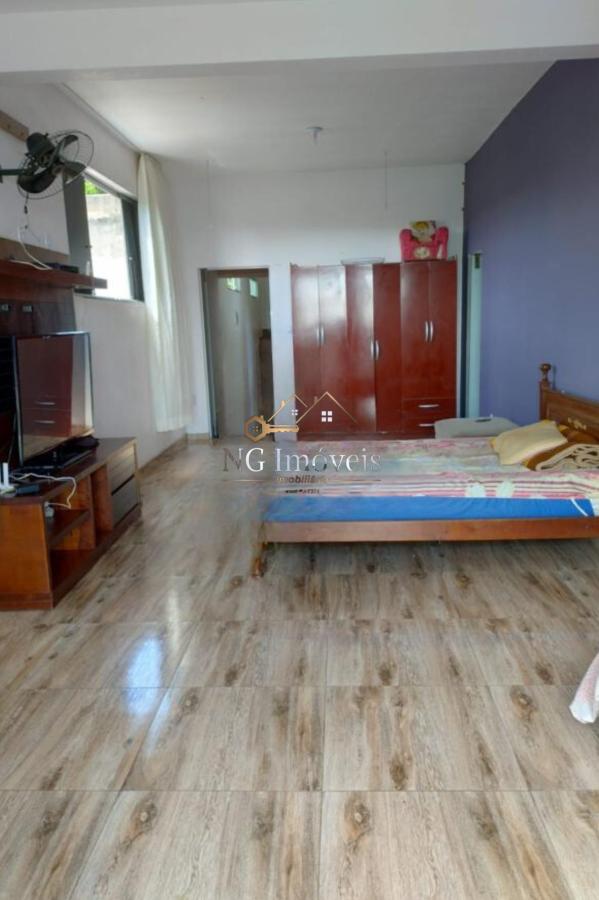 Casa à venda com 3 quartos, 50m² - Foto 13