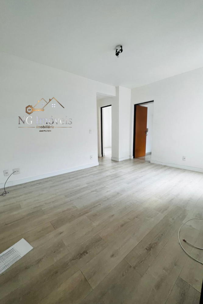 Apartamento à venda com 2 quartos, 5m² - Foto 1