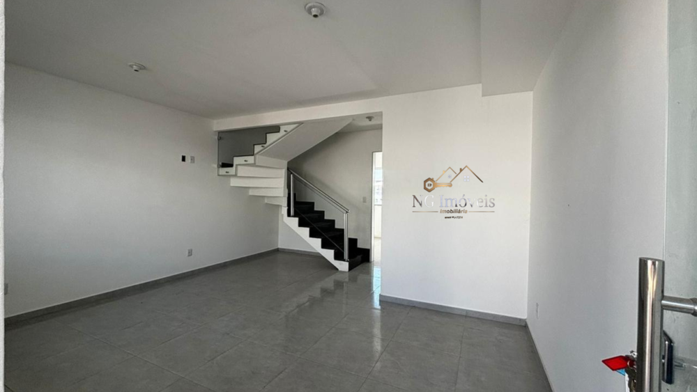 Casa à venda com 3 quartos, 45m² - Foto 9