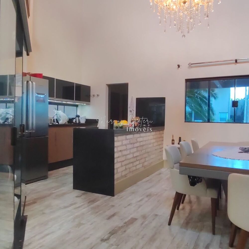 Casa à venda com 4 quartos - Foto 2