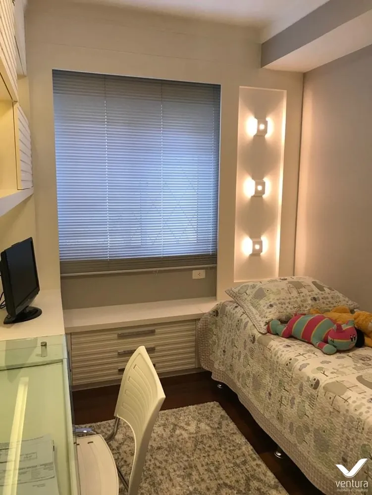 Casa, 4 quartos, 300 m² - Foto 24