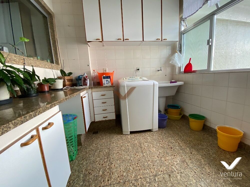 Apartamento à venda com 4 quartos, 200m² - Foto 3