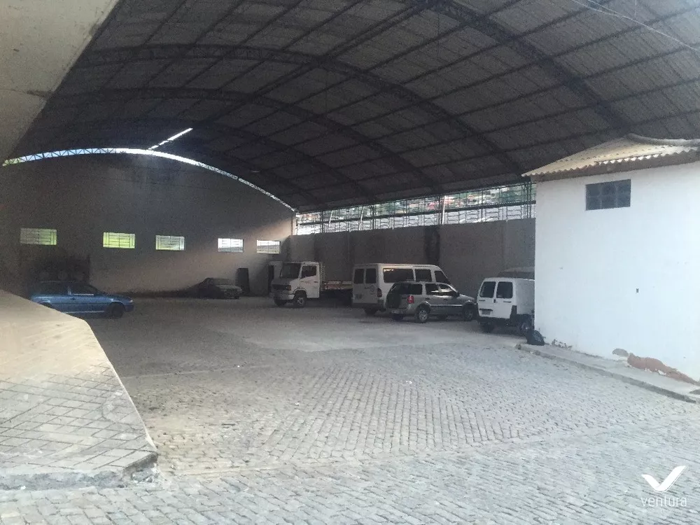 Depósito-Galpão-Armazém para alugar, 714m² - Foto 1