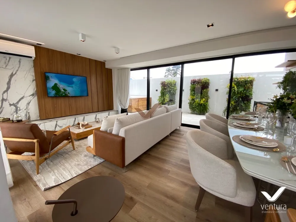 Casa, 3 quartos, 224 m² - Foto 2