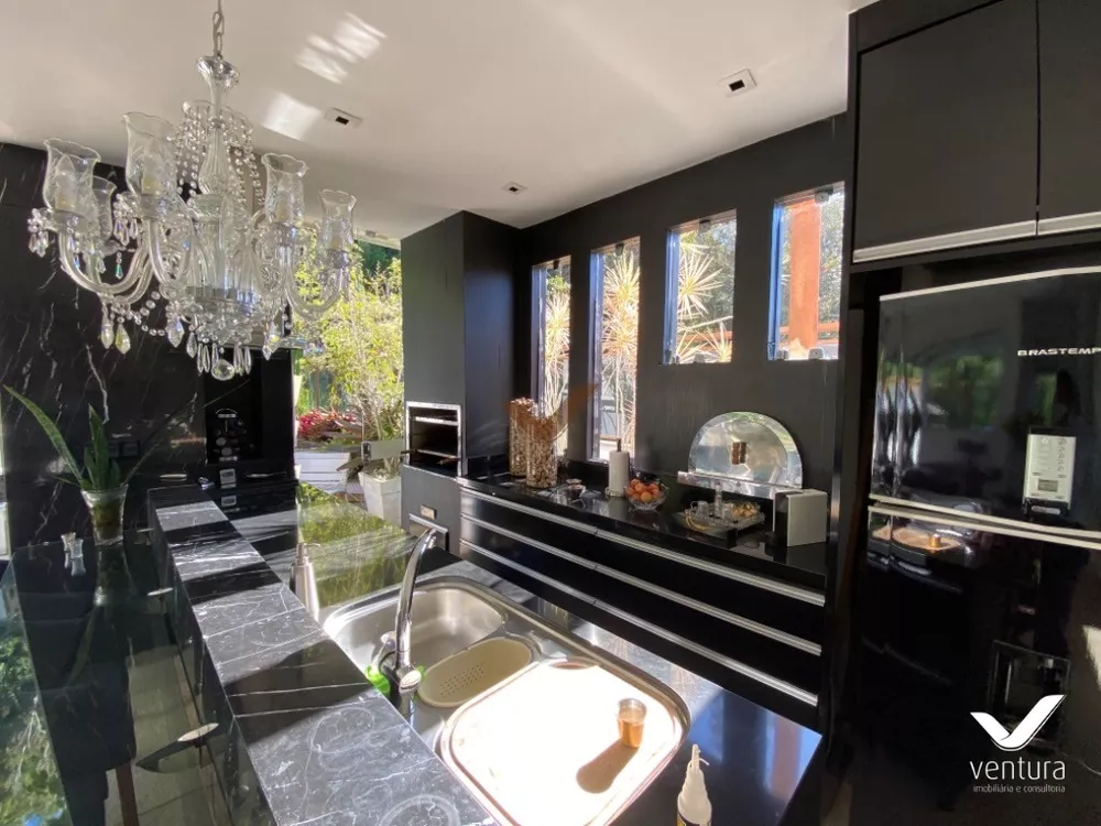 Cobertura, 3 quartos, 320 m² - Foto 34