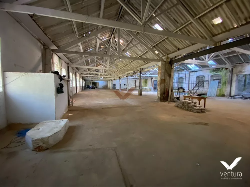 Depósito-Galpão, 1700 m² - Foto 1