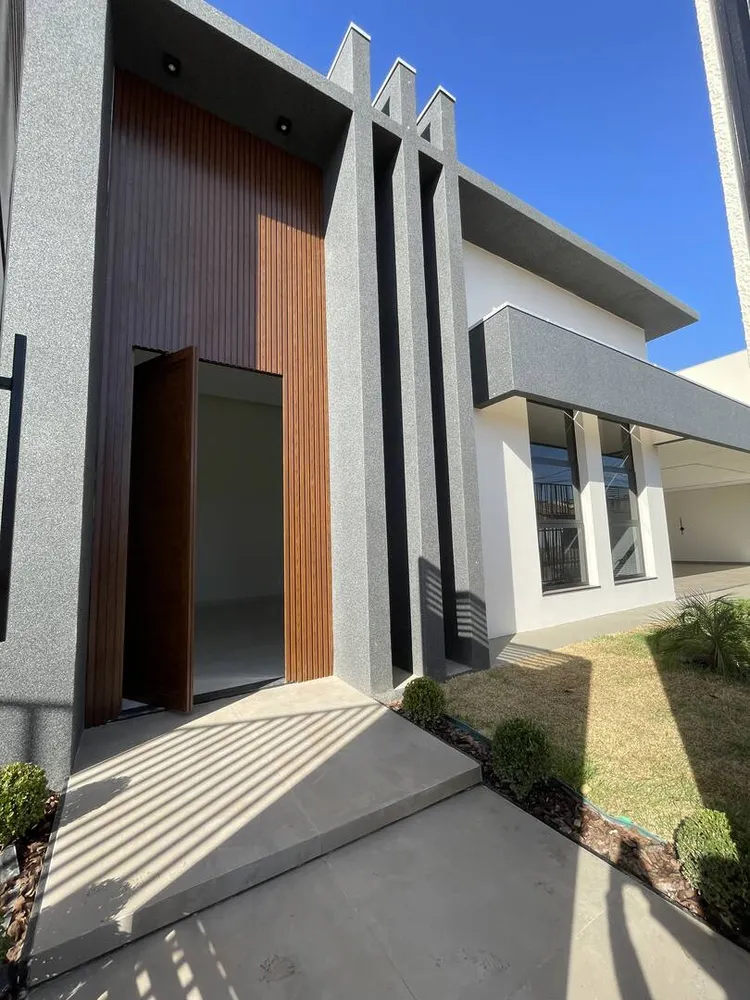 Casa, 3 quartos, 195 m² - Foto 1