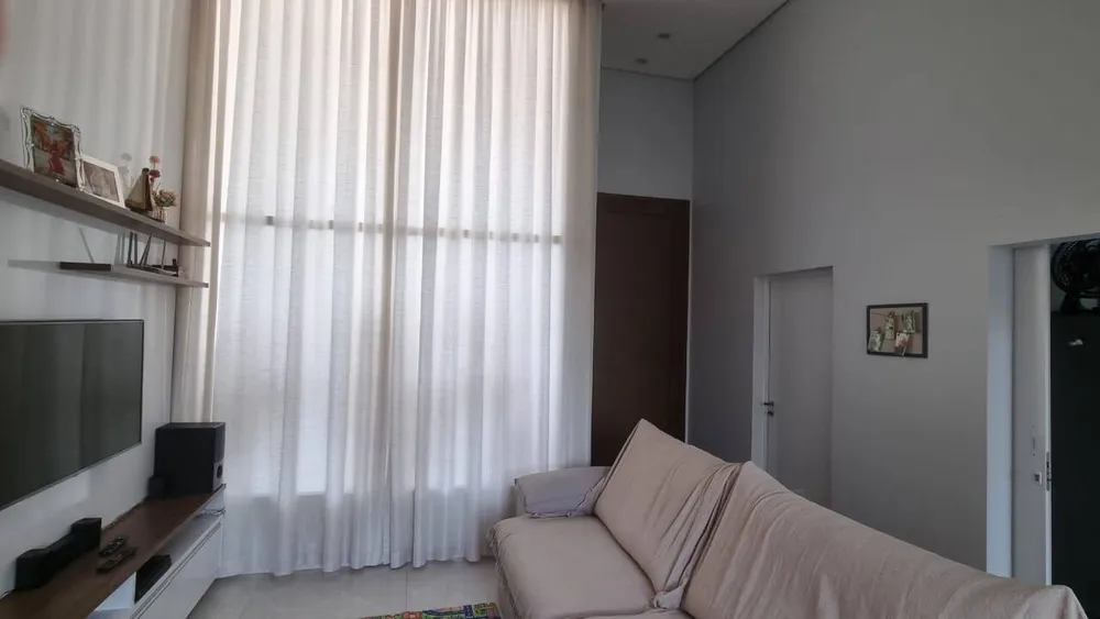 Casa, 3 quartos, 210 m² - Foto 2