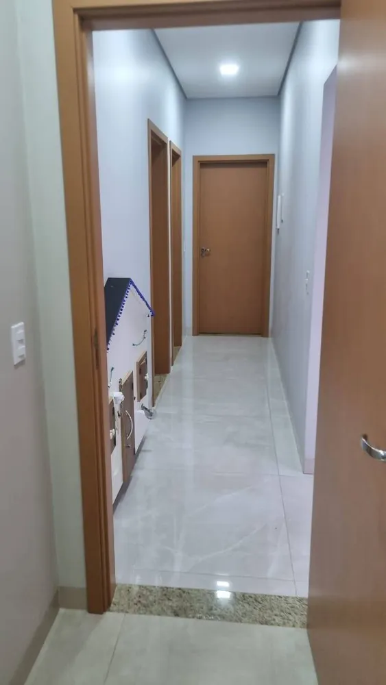 Casa, 3 quartos, 210 m² - Foto 10