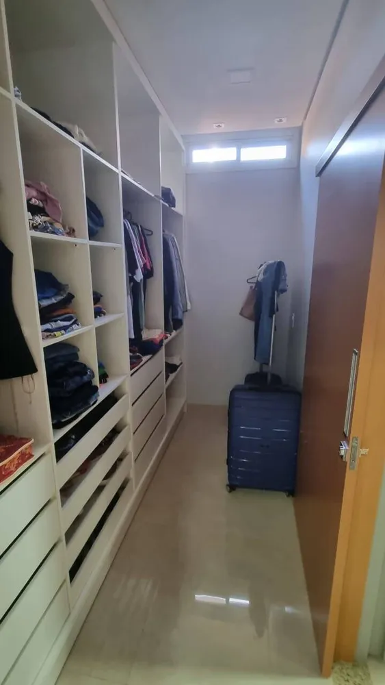 Casa, 3 quartos, 210 m² - Foto 3