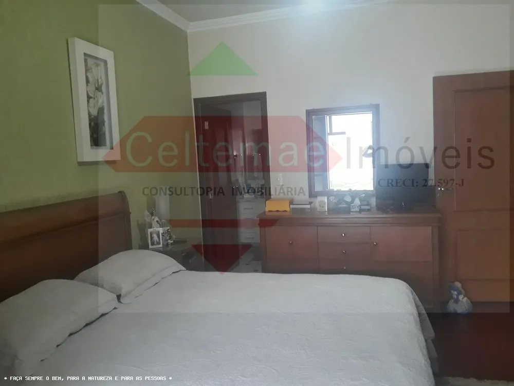 Casa, 5 quartos, 248 m² - Foto 10