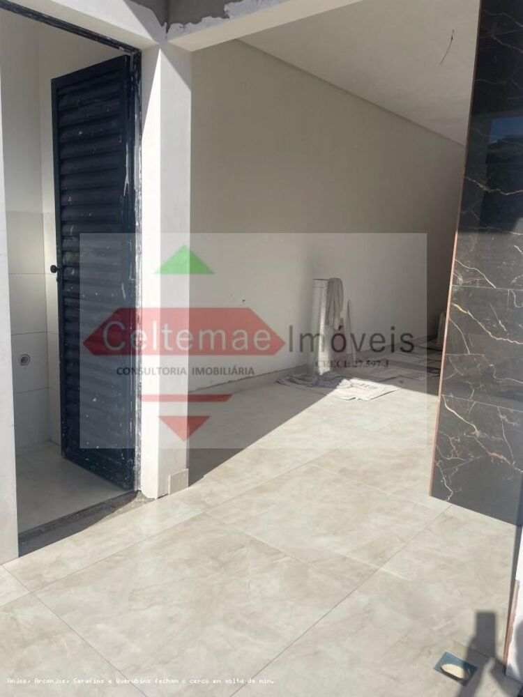 Sobrado à venda com 3 quartos, 251m² - Foto 4