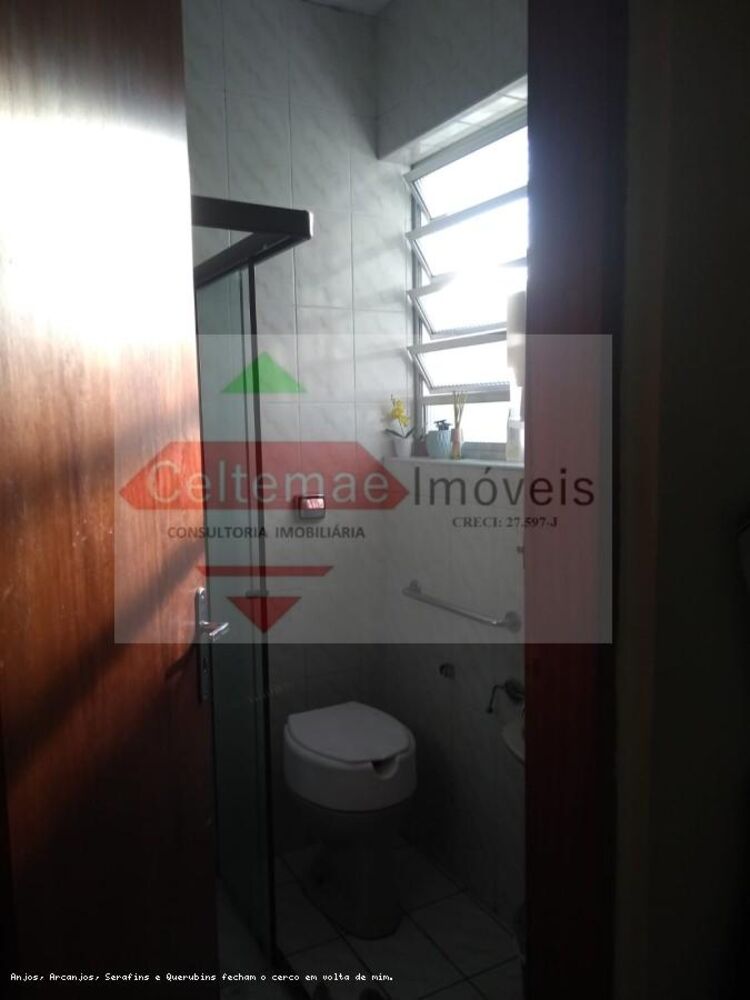 Casa, 4 quartos, 216 m² - Foto 2