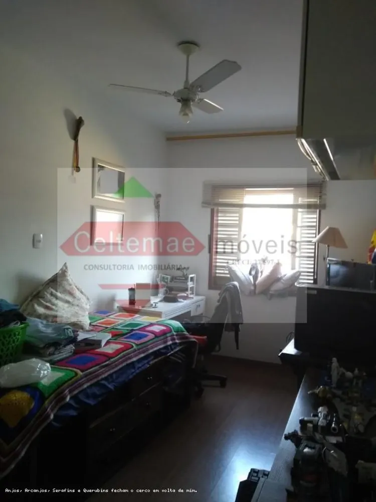 Casa, 4 quartos, 216 m² - Foto 9