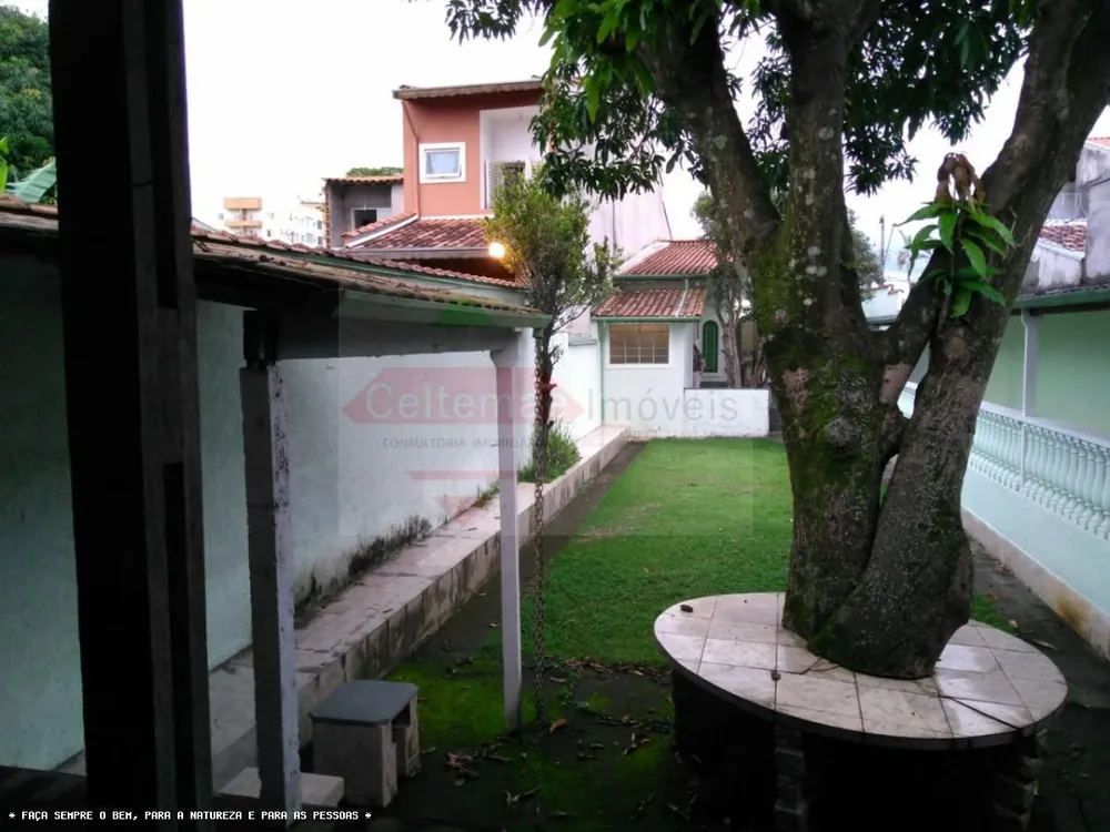 Casa, 3 quartos, 218 m² - Foto 15