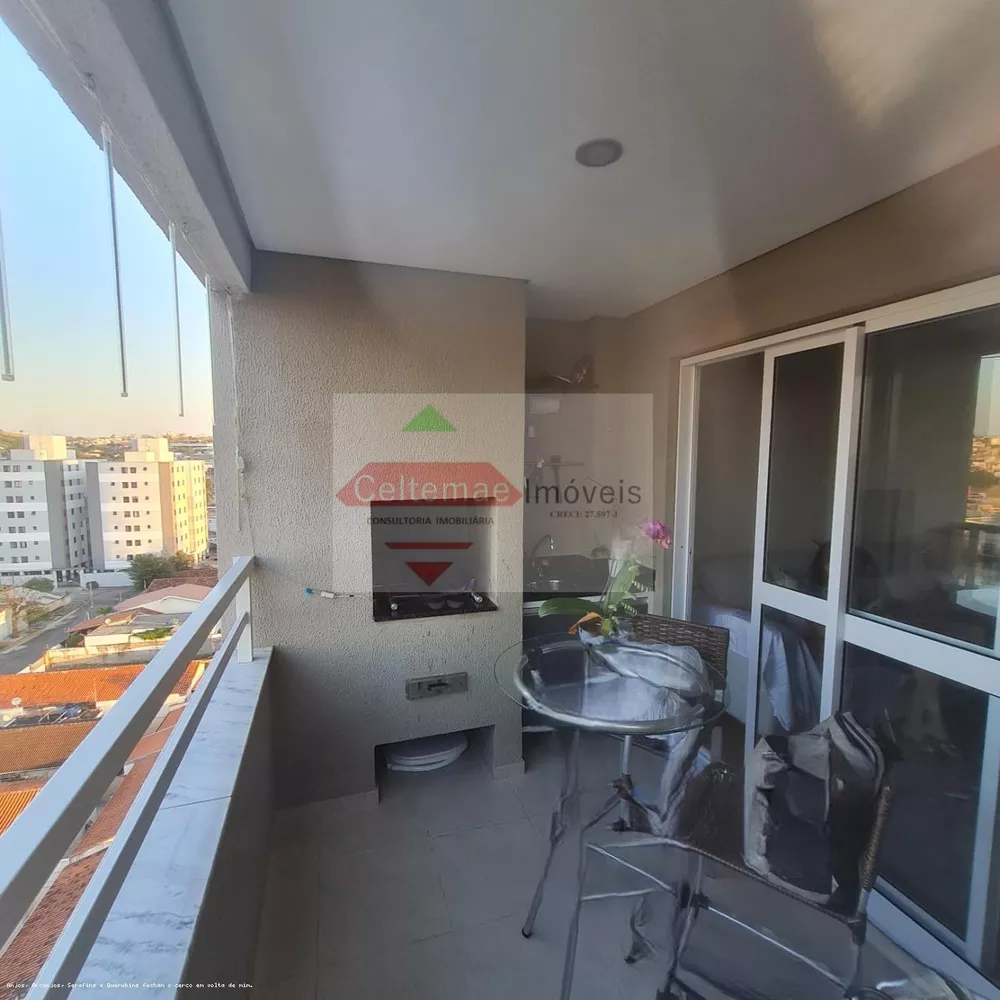 Apartamento à venda com 3 quartos, 94m² - Foto 1