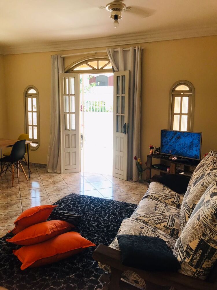 Casa à venda e aluguel com 4 quartos, 460m² - Foto 4