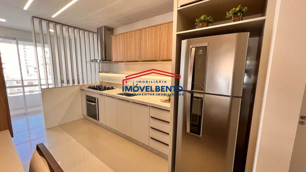 Apartamento à venda com 2 quartos, 85m² - Foto 3