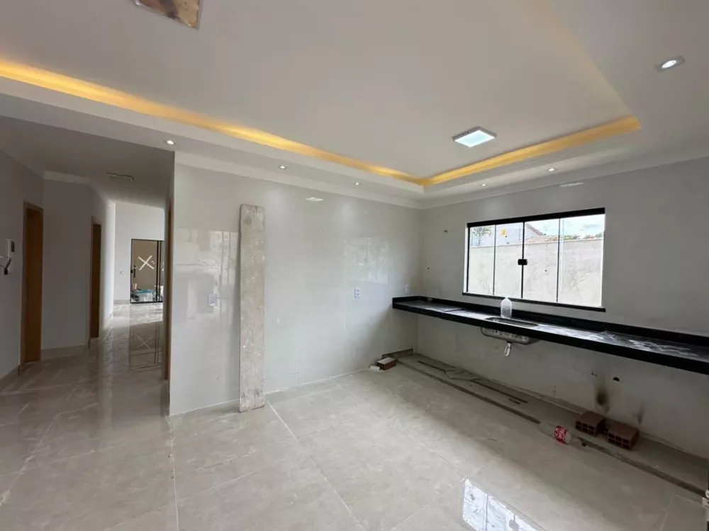 Casa à venda com 3 quartos, 132m² - Foto 4