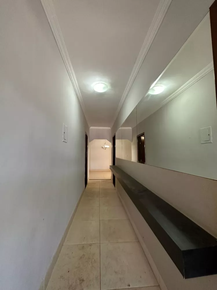 Casa à venda com 3 quartos, 200m² - Foto 7