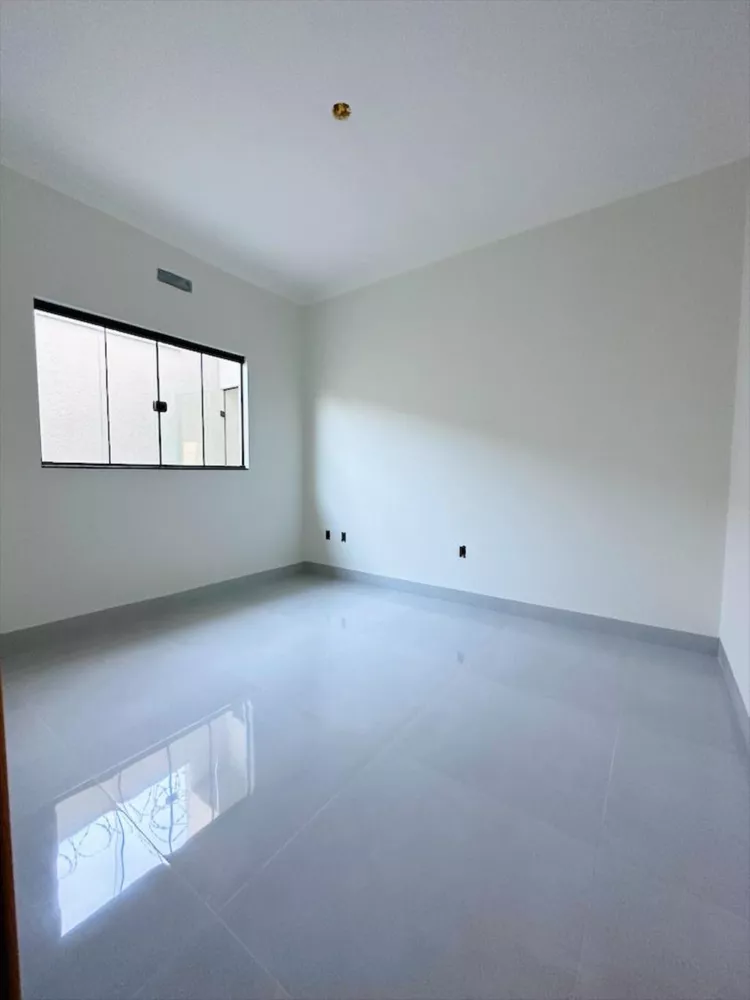 Casa à venda com 3 quartos, 182m² - Foto 7