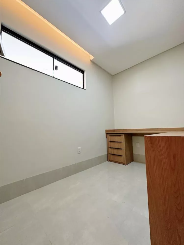 Casa à venda com 3 quartos, 430m² - Foto 8