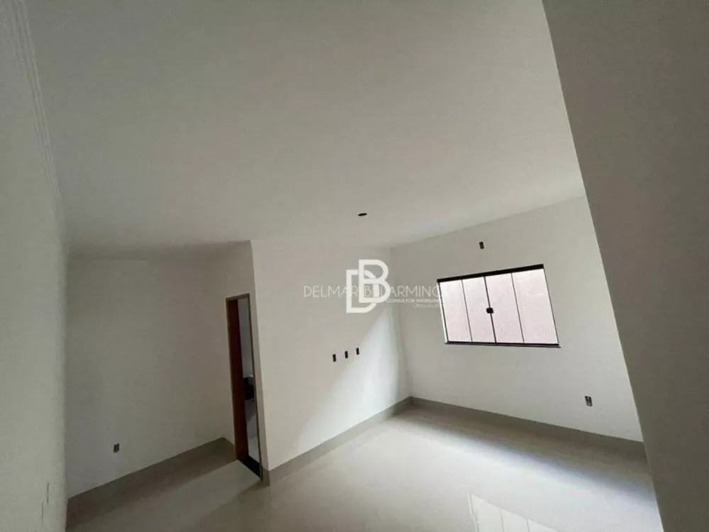 Casa à venda com 3 quartos, 189m² - Foto 2