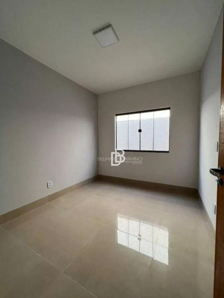 Casa à venda com 3 quartos, 180m² - Foto 2