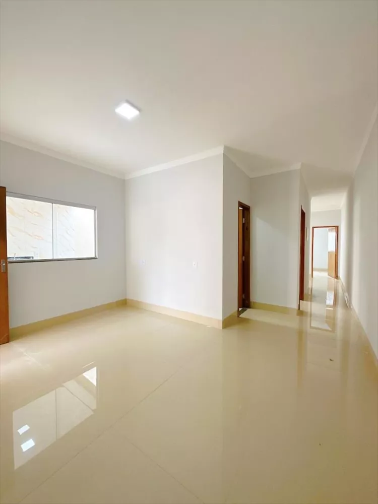 Casa à venda com 3 quartos, 200m² - Foto 9