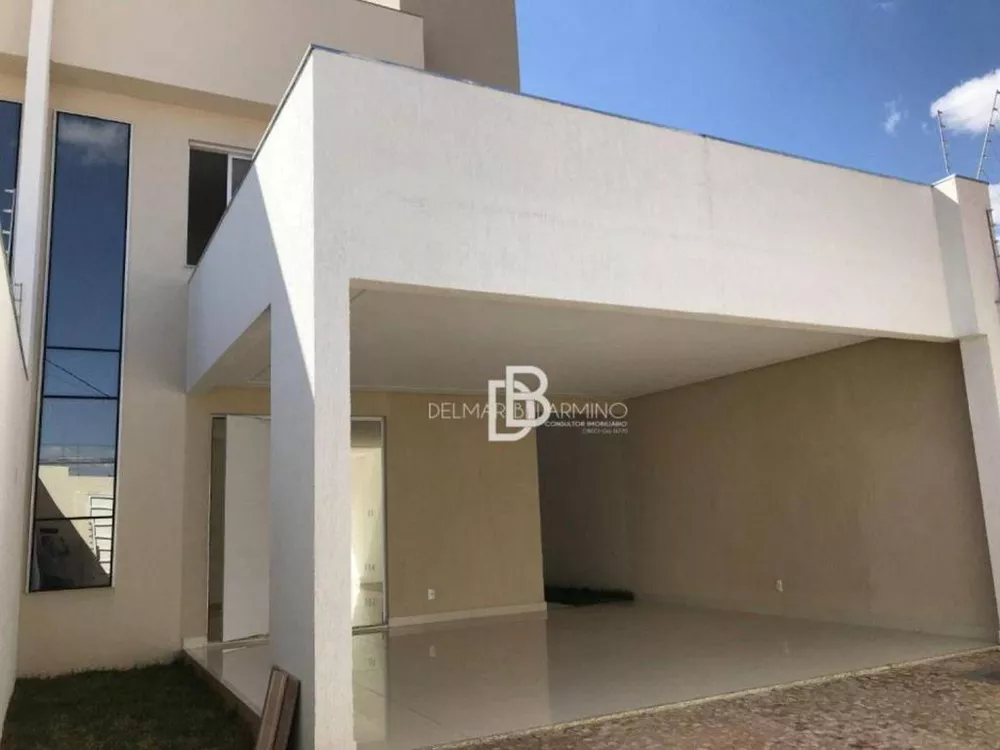 Casa à venda com 3 quartos, 143m² - Foto 1