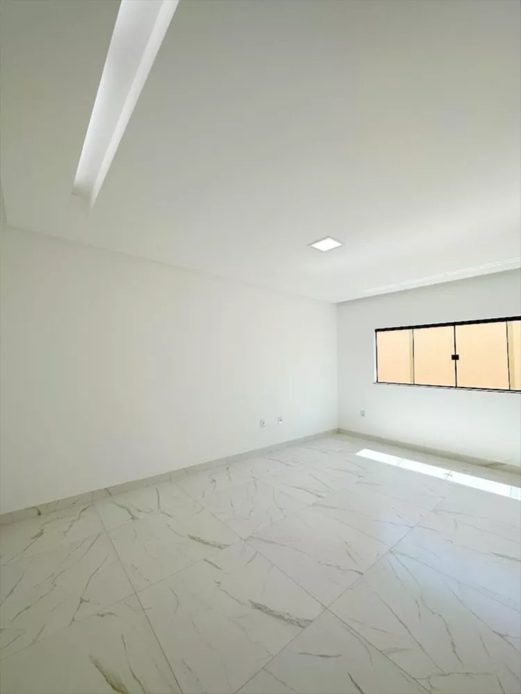 Casa à venda com 3 quartos, 360m² - Foto 8