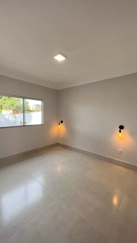 Casa à venda com 3 quartos, 360m² - Foto 11