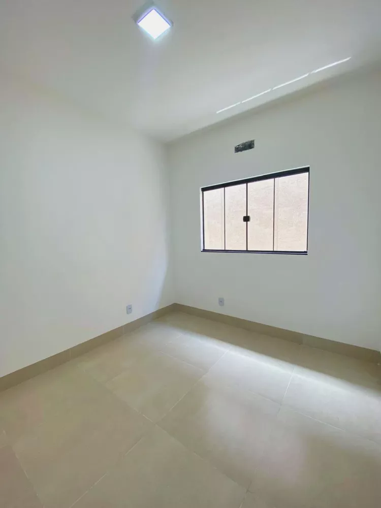 Casa à venda com 3 quartos, 182m² - Foto 5