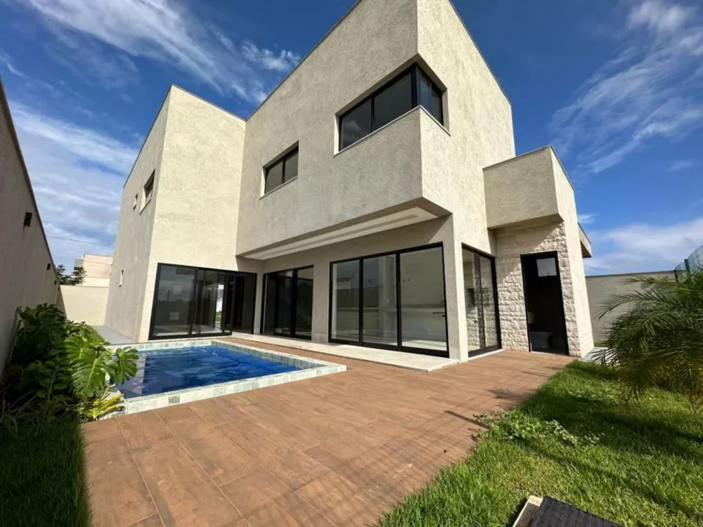 Casa de Condomínio à venda com 4 quartos, 236m² - Foto 3