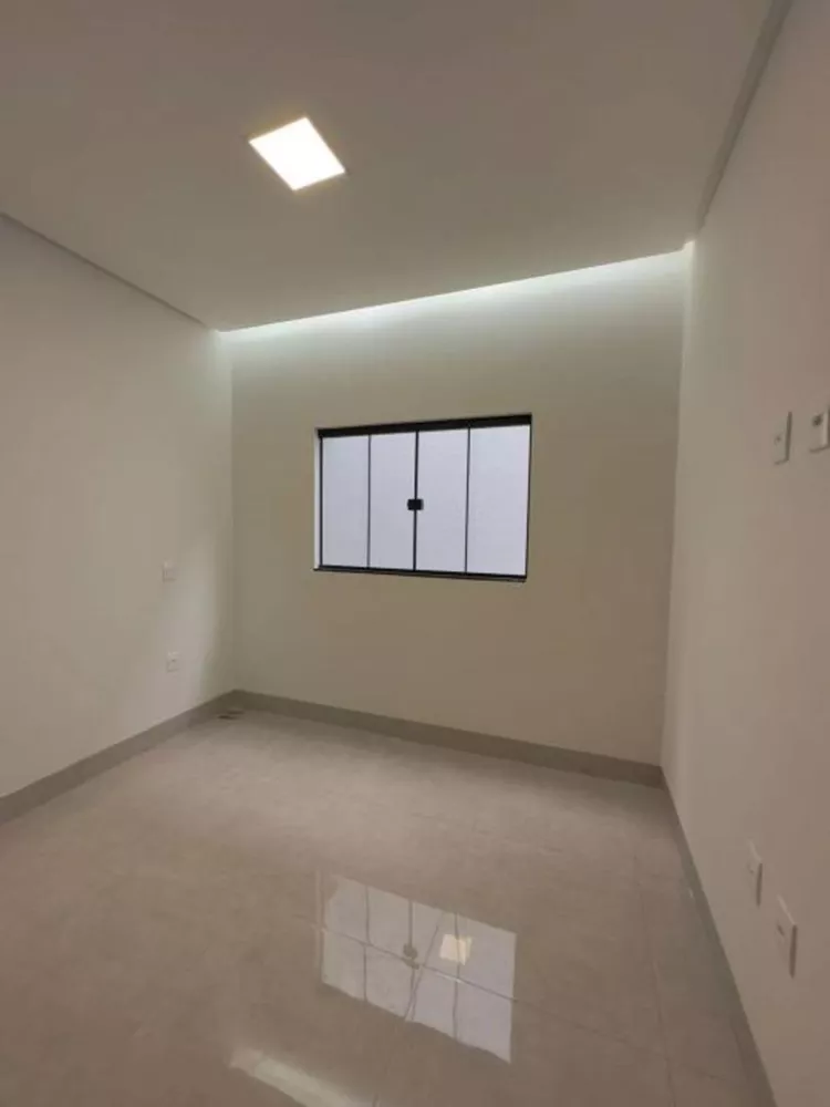 Casa à venda com 3 quartos, 198m² - Foto 7