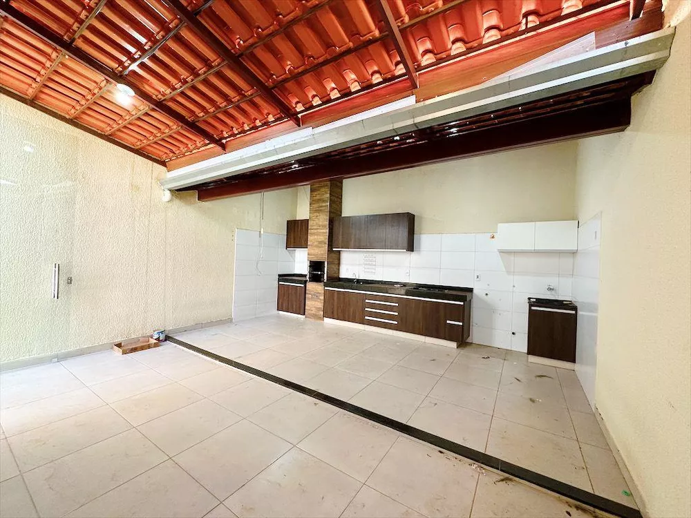 Casa à venda com 3 quartos, 146m² - Foto 3