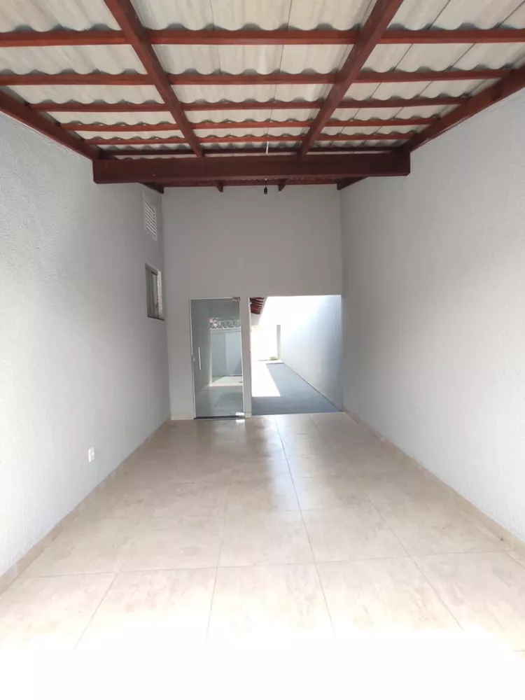 Casa à venda com 3 quartos, 197m² - Foto 3