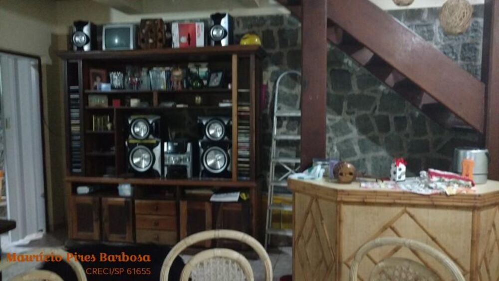 Casa à venda com 3 quartos, 252m² - Foto 5