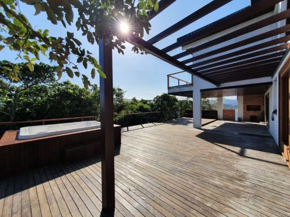 Casa à venda com 3 quartos, 236m² - Foto 6