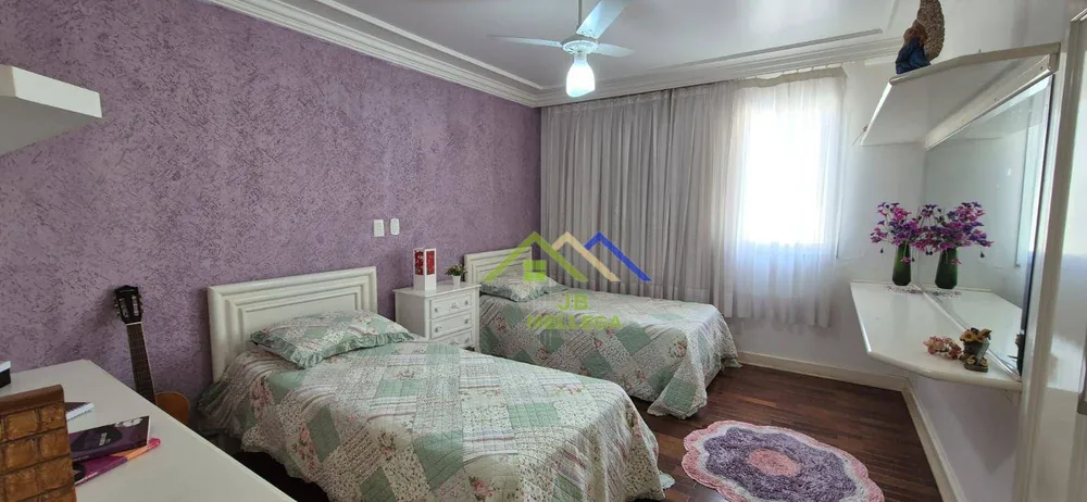Casa, 3 quartos, 284 m² - Foto 8