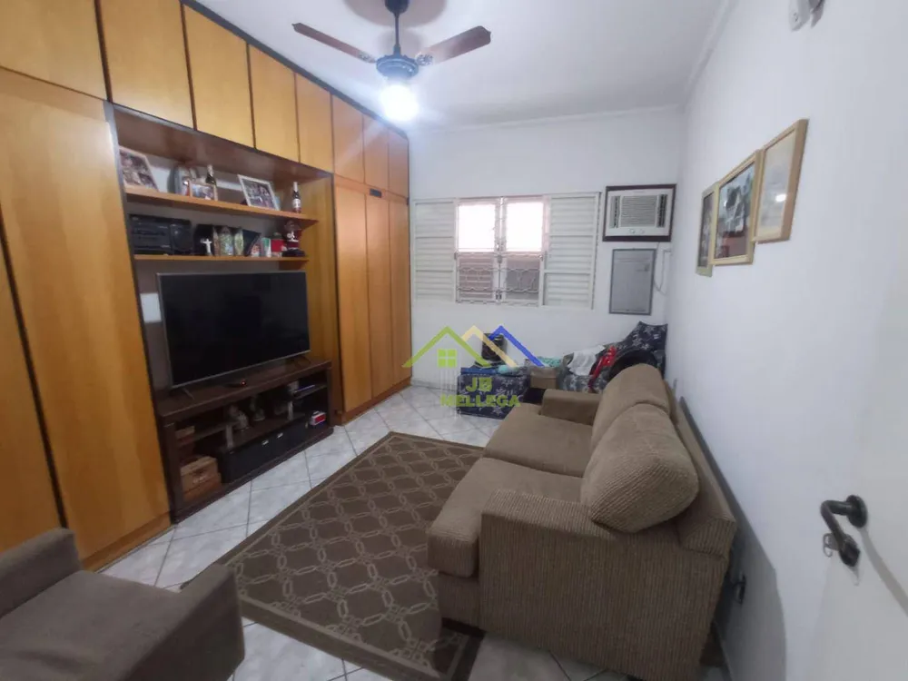 Casa, 3 quartos, 200 m² - Foto 11