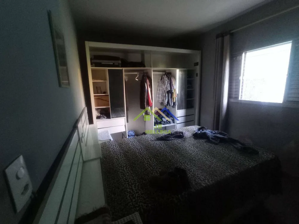 Casa, 3 quartos, 229 m² - Foto 2