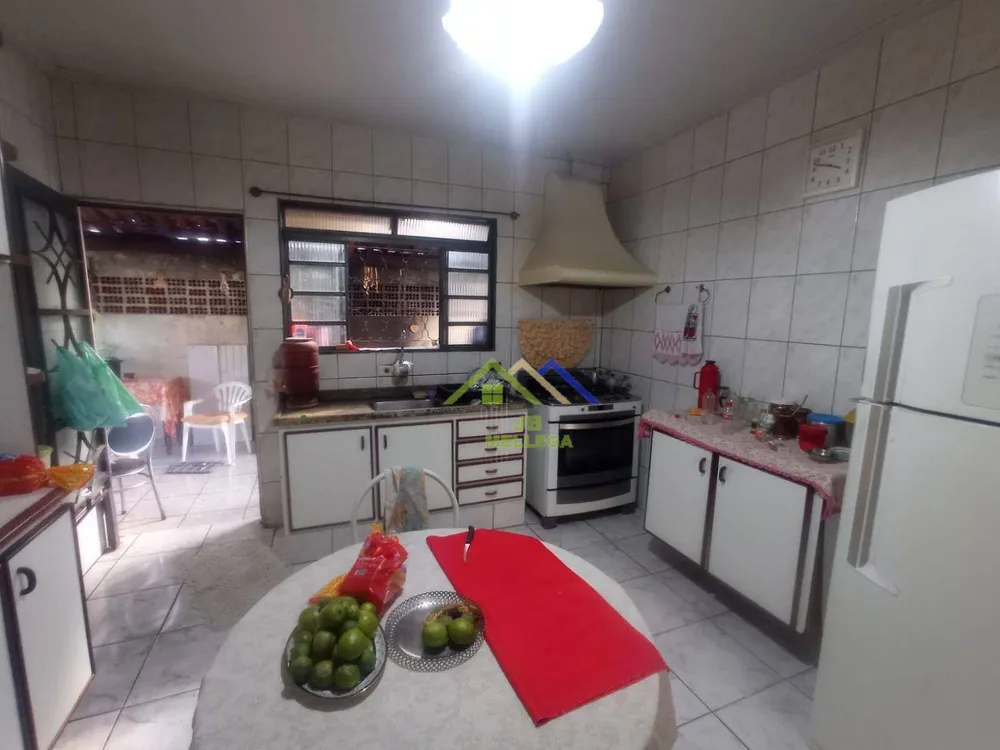 Casa, 3 quartos, 229 m² - Foto 5