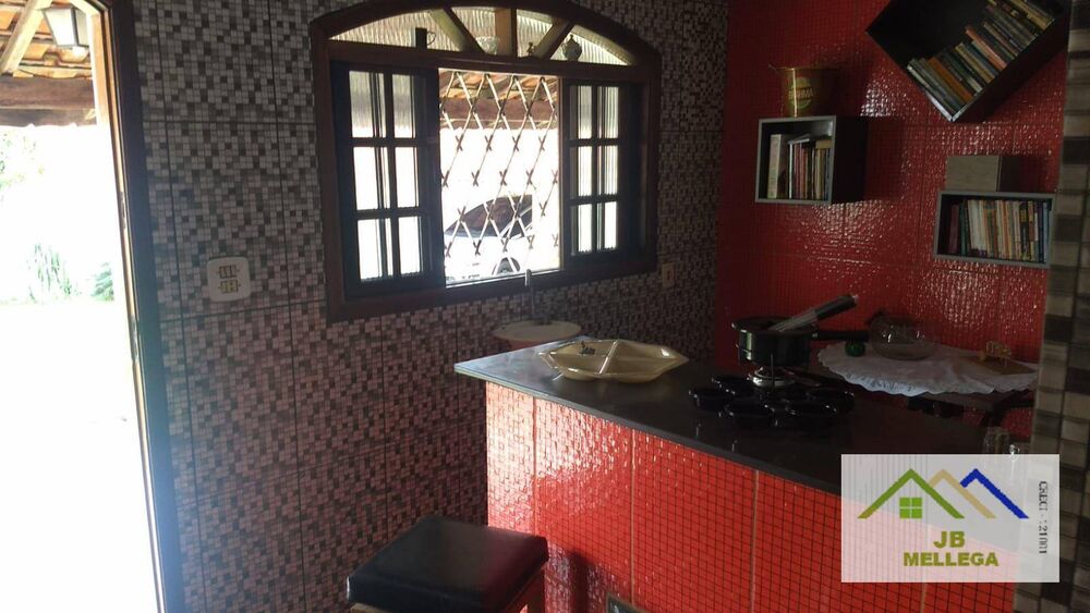 Casa à venda com 5 quartos, 237m² - Foto 33