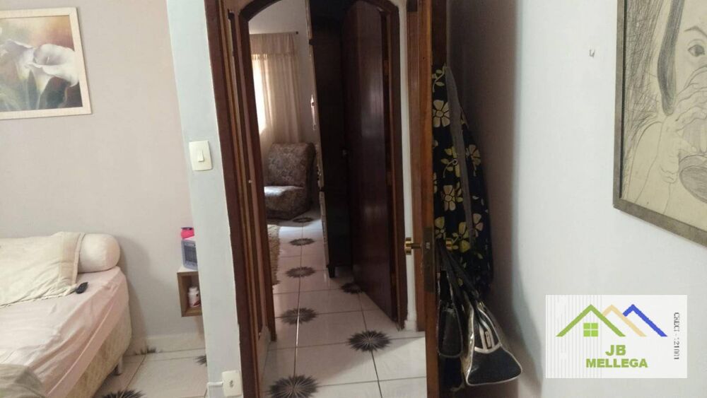 Casa à venda com 5 quartos, 237m² - Foto 17