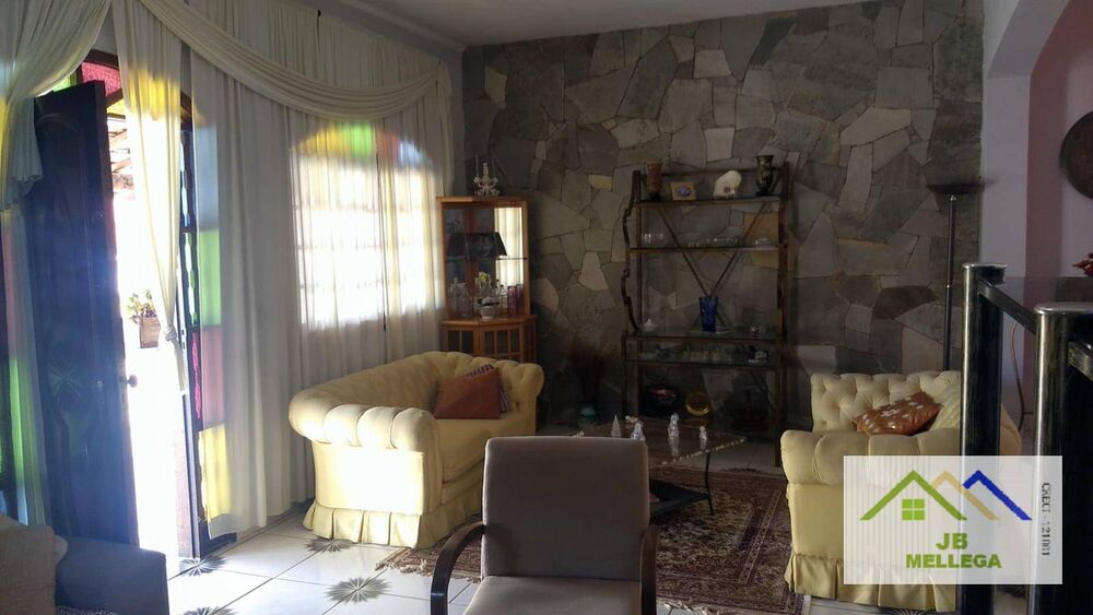 Casa à venda com 5 quartos, 237m² - Foto 10