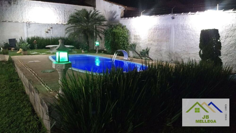 Casa à venda com 5 quartos, 237m² - Foto 20